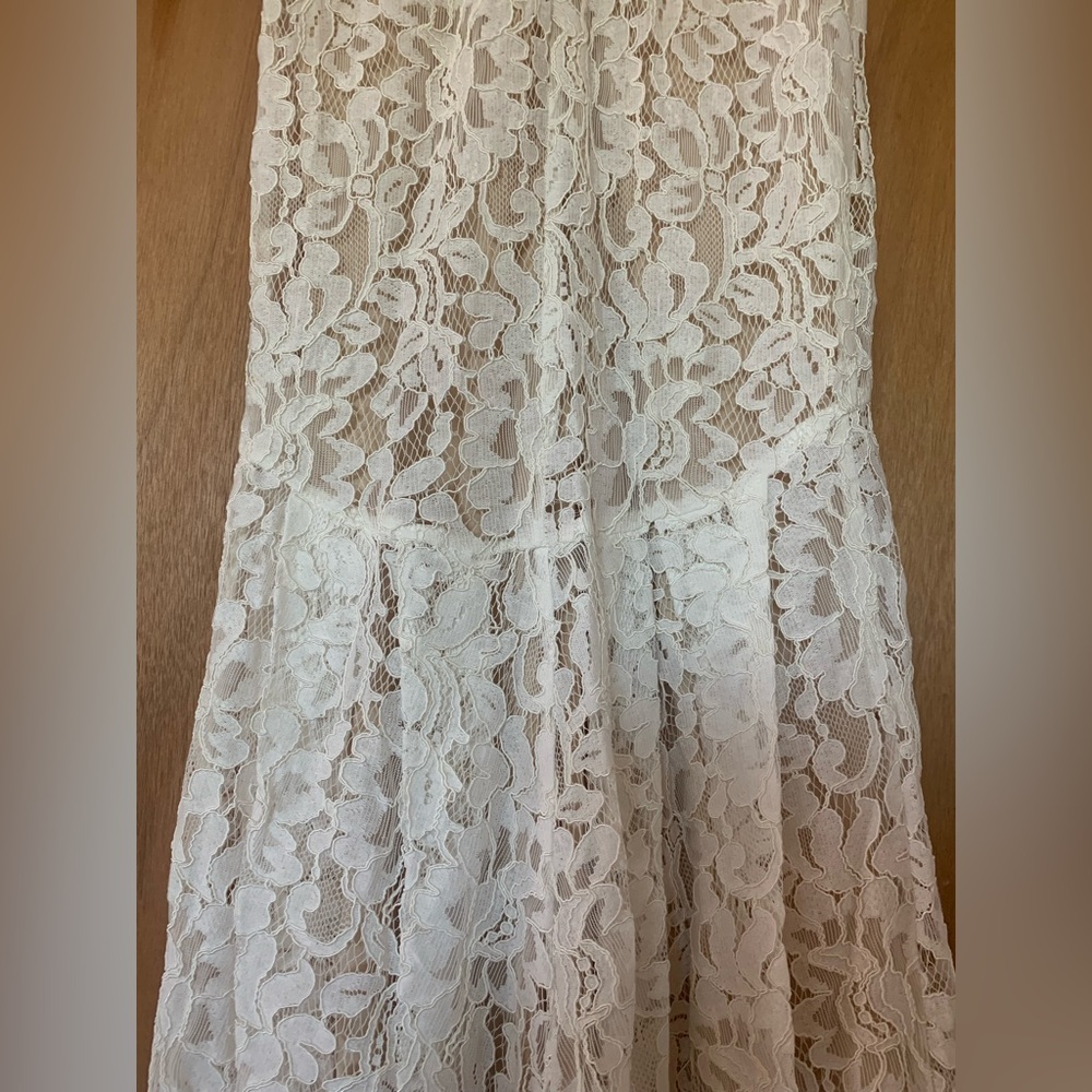 Flynn White Lace Maxi Dress | XS, NWT | Wedding, Bridal, Boho, Floral, Mermaid - Picture 12 of 15